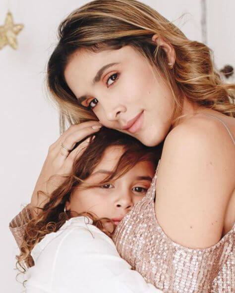 Daniela Ospina with her daughter, Salome Rodriguez.
